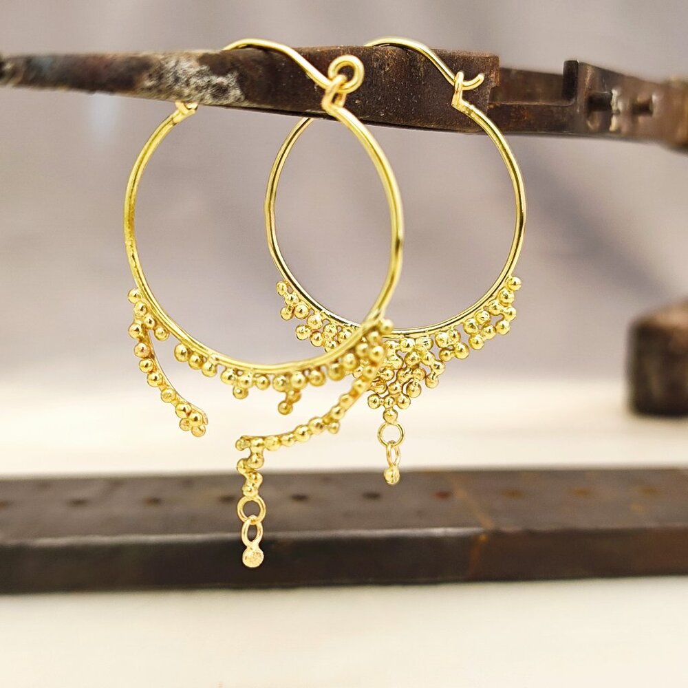 Gold earrings. 2 different 14K Dangles Earrings. Big Filigree earrings. Unique